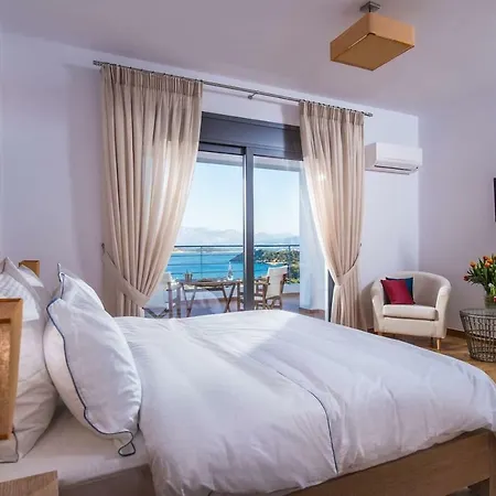Bellelen Agios Nikolaos (Crete)